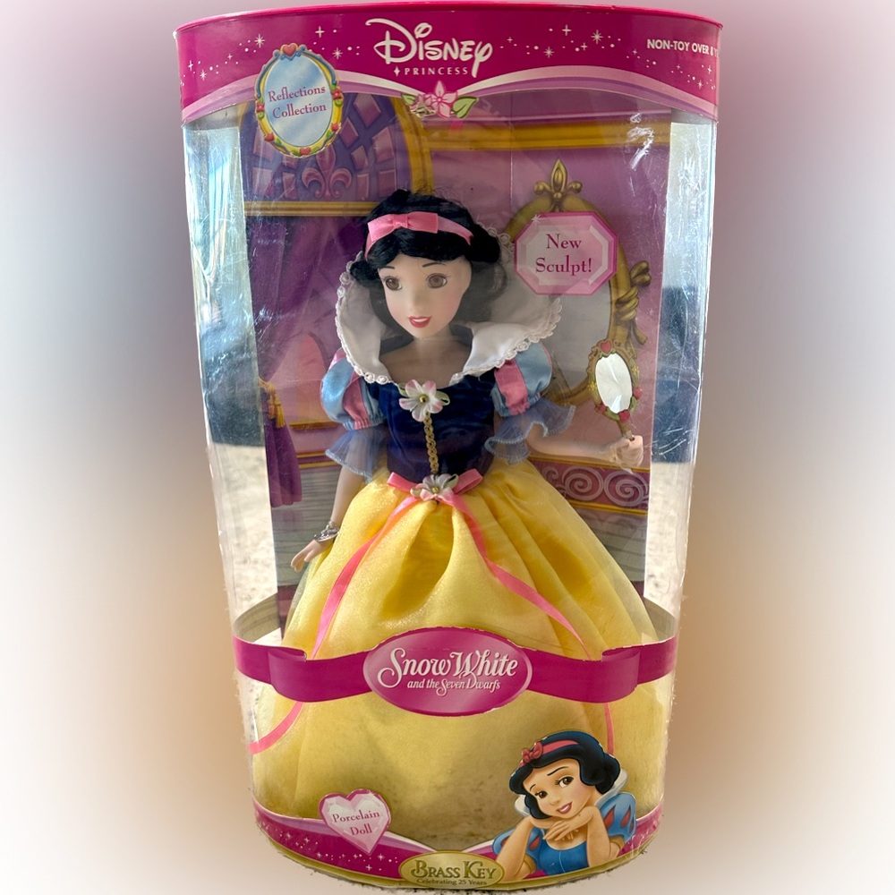Disney Snow White 25th Anniversary Brass Key Porcelain Doll